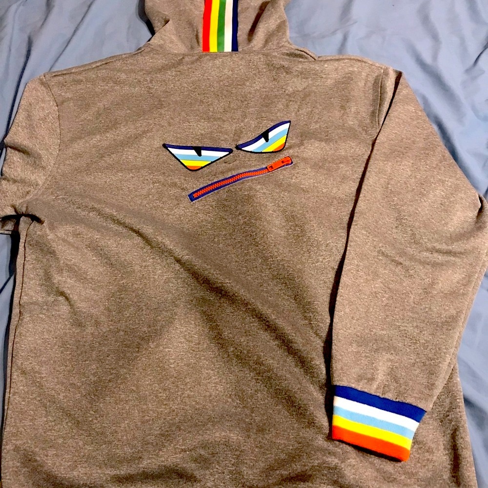colorful & stylish mens sweatsuit outfit